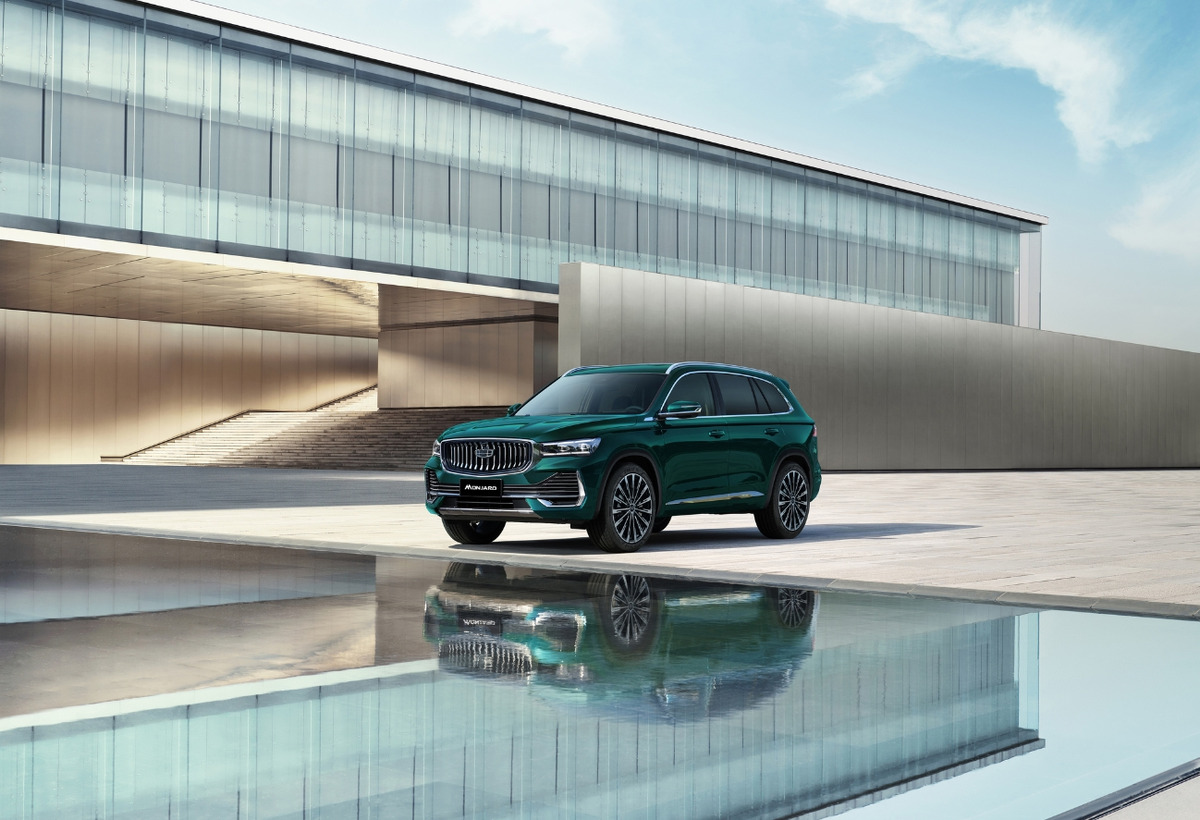 Trải nghiệm lái xe an toàn với hàng loạt tính năng xe Geely