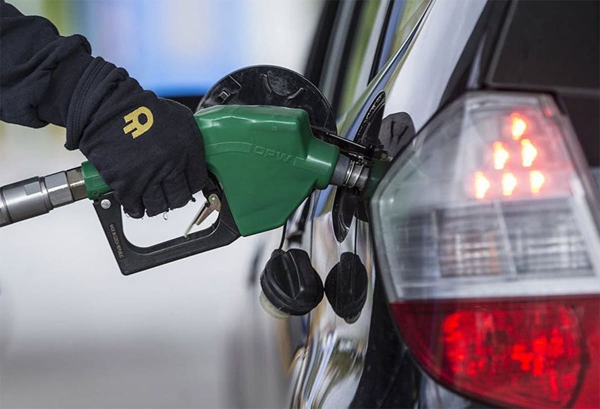 Xe ô tô nên chọn xăng A95 hay A92 là phù hợp?